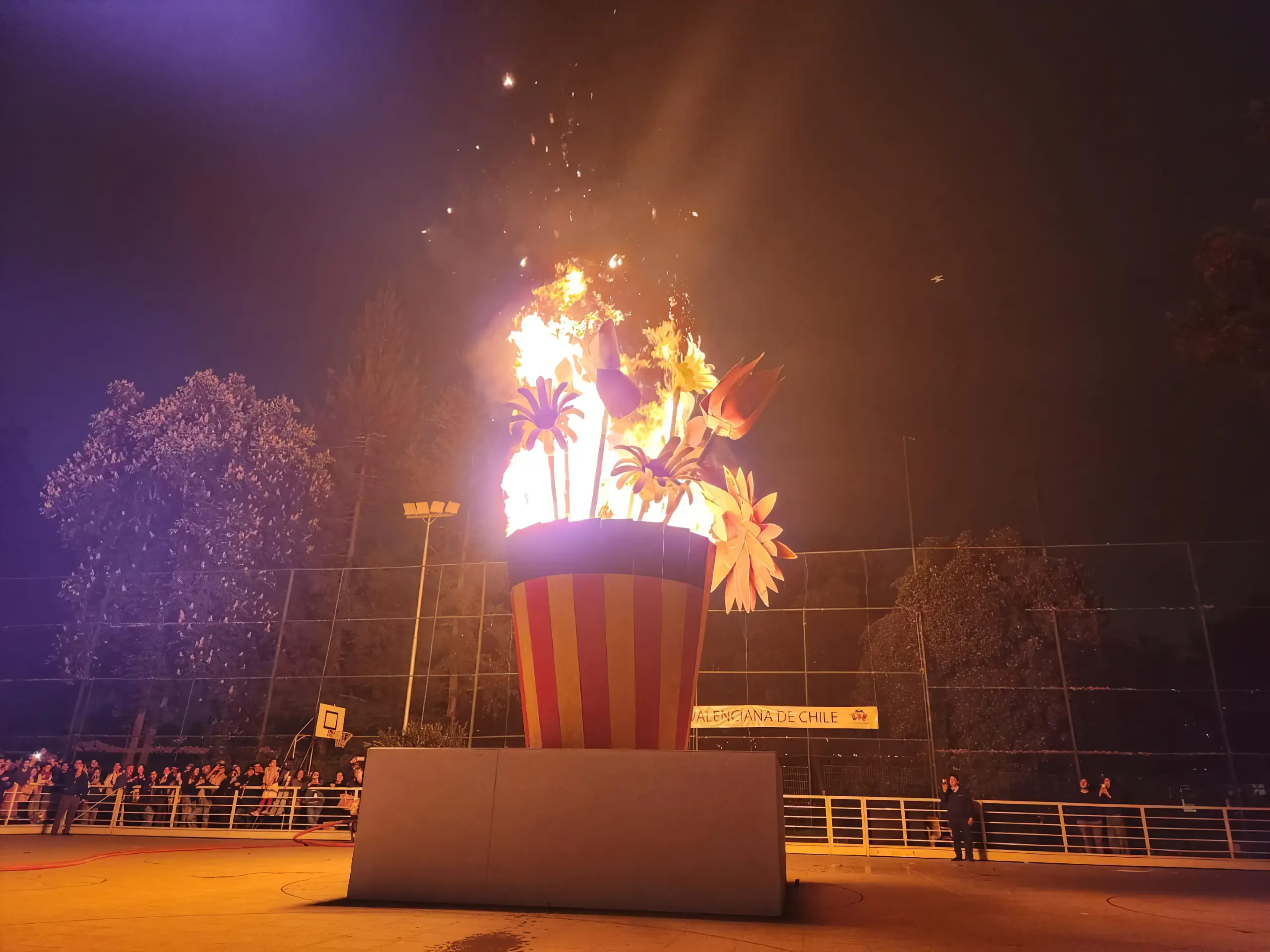 Actuación de baile tradicional valenciano